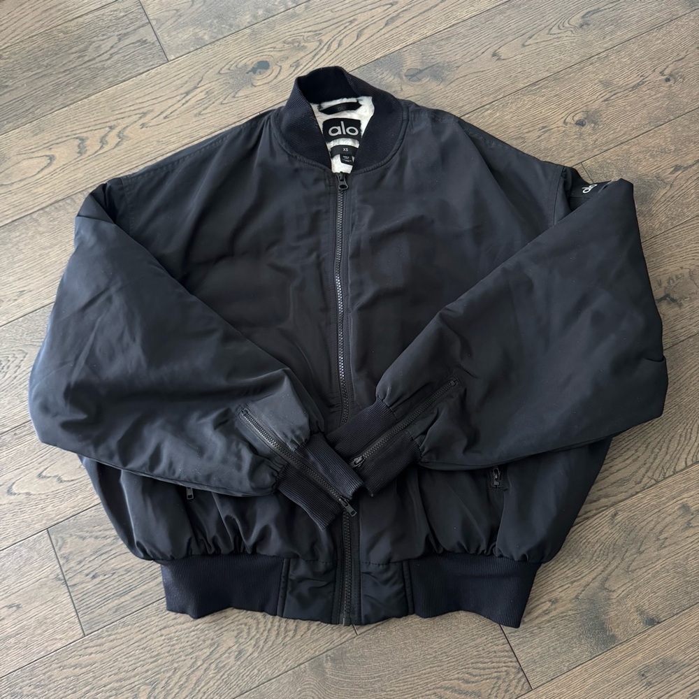 🖤Alo Cropped Bomber Jacket Black XS